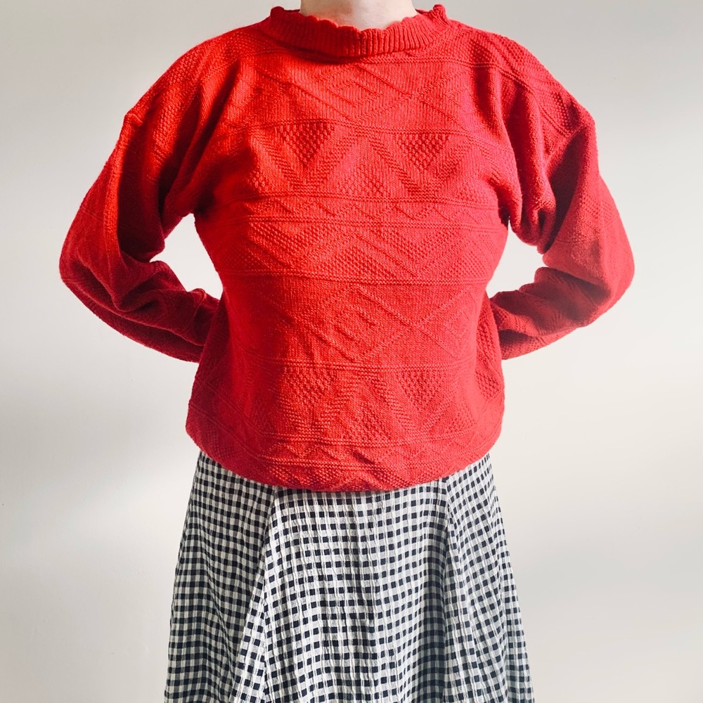 Vintage 90’s Detailed Sweater